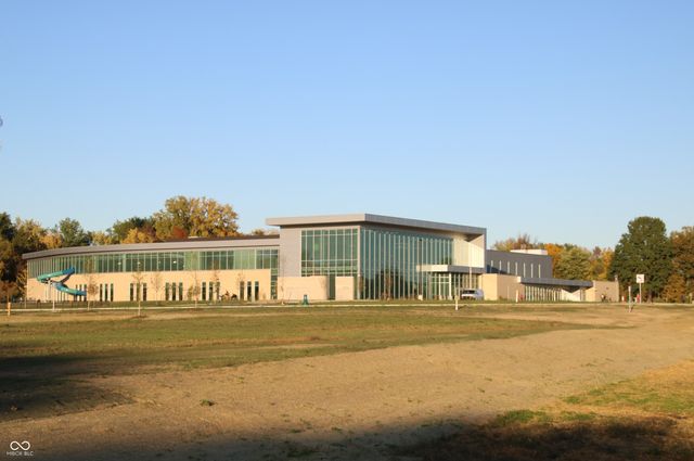 11055 Long Lake Lane, Fishers, IN 46037