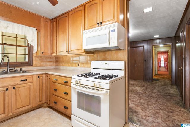 3054 EASONVILLE ROAD, Pell City, AL 35128