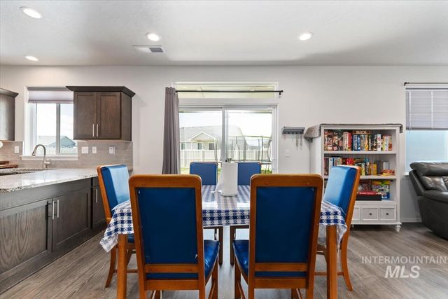 4718 Great Falls Ave, Caldwell, ID 83607