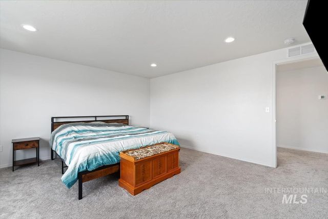 4718 Great Falls Ave, Caldwell, ID 83607