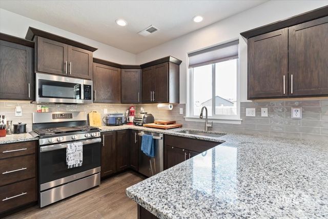 4718 Great Falls Ave, Caldwell, ID 83607