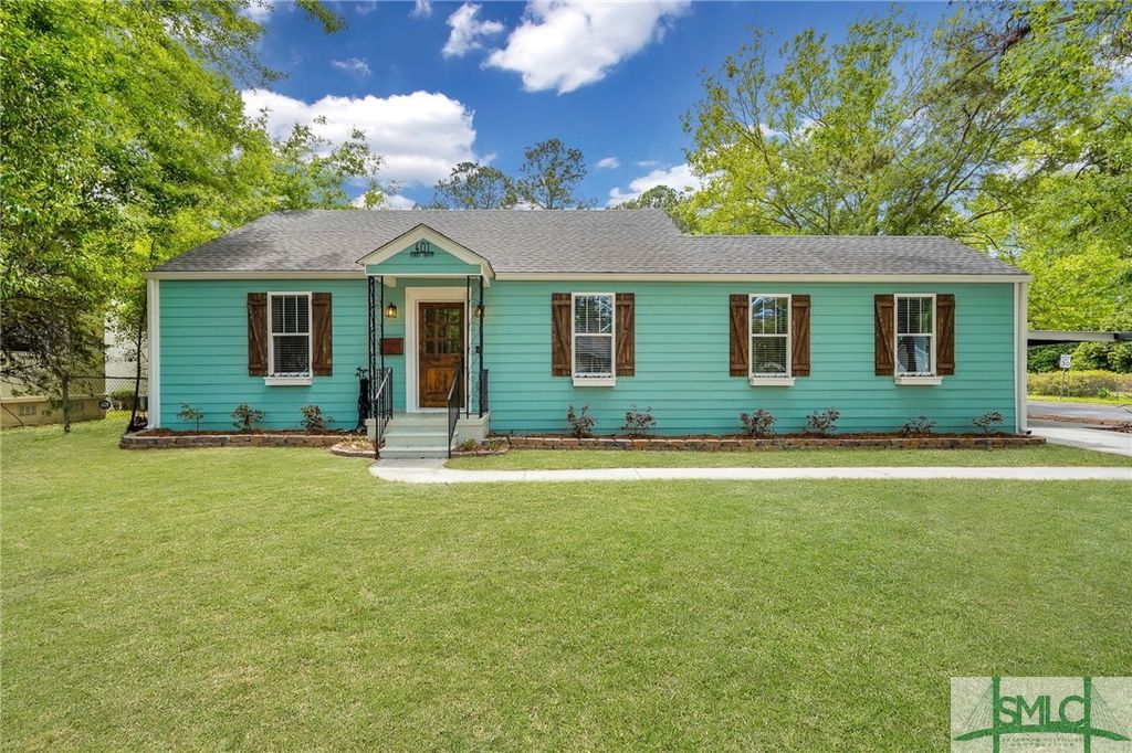 Image 1 of property listing at 401 E 64th Street, Savannah, GA 31405