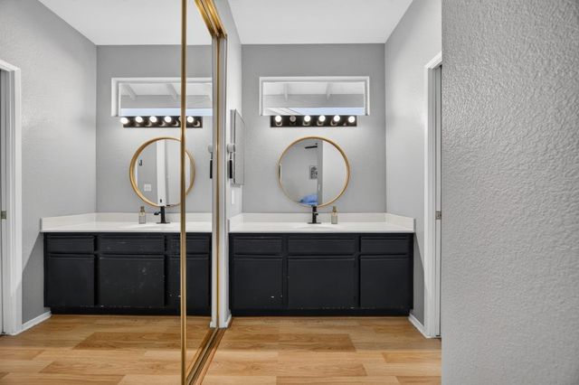 5340 Blue Sapphire Ct, Elk Grove, CA 95758