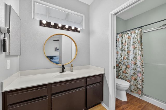 5340 Blue Sapphire Ct, Elk Grove, CA 95758