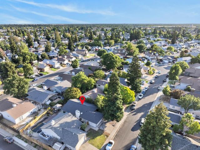 5340 Blue Sapphire Ct, Elk Grove, CA 95758