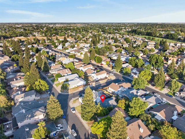 5340 Blue Sapphire Ct, Elk Grove, CA 95758