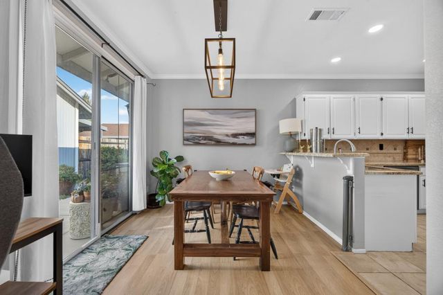 5340 Blue Sapphire Ct, Elk Grove, CA 95758