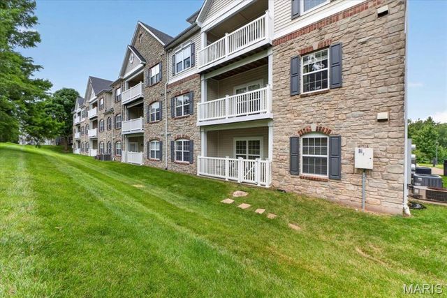 5 Monarch Trace Court 108, Chesterfield, MO 63017