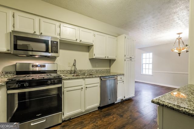 1701 Ivy Glenn Road, Decatur, GA 30032