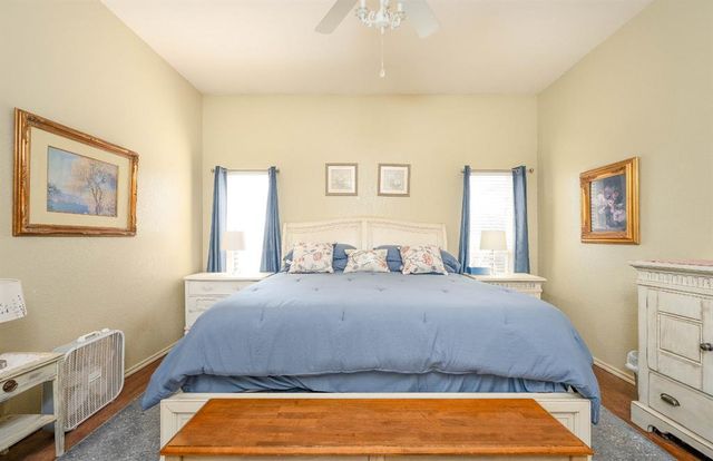 432 E Twelve Oaks Terrace, Mustang, OK 73064