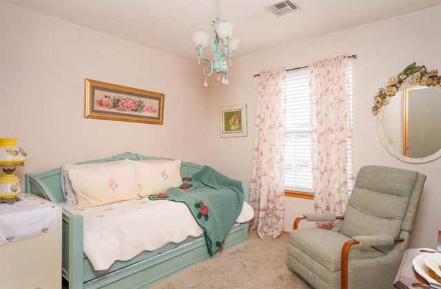 432 E Twelve Oaks Terrace, Mustang, OK 73064