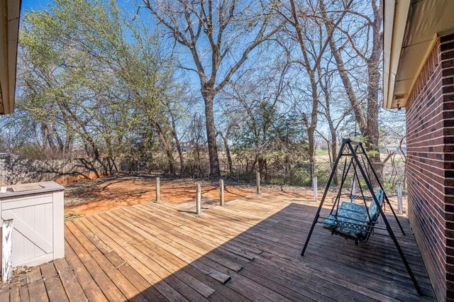 432 E Twelve Oaks Terrace, Mustang, OK 73064