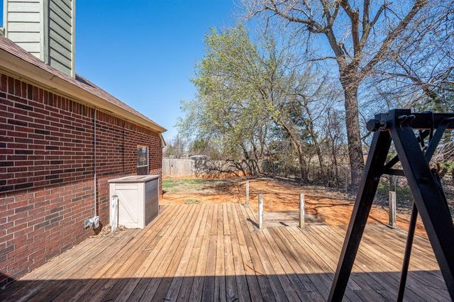 432 E Twelve Oaks Terrace, Mustang, OK 73064