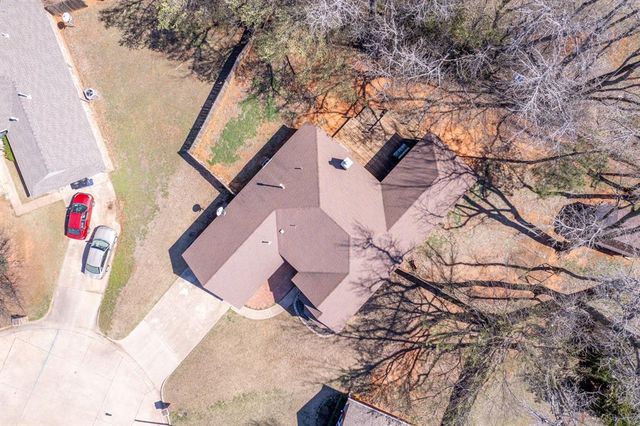 432 E Twelve Oaks Terrace, Mustang, OK 73064