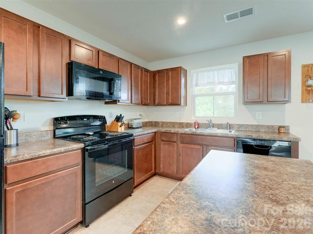 6105 Cutwater Circle, Charlotte, NC 28269