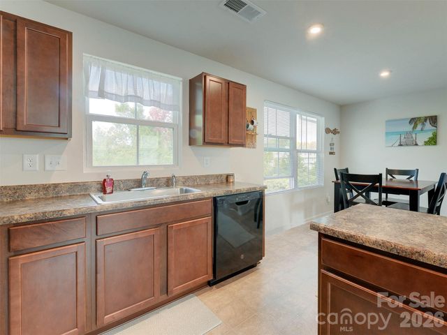 6105 Cutwater Circle, Charlotte, NC 28269