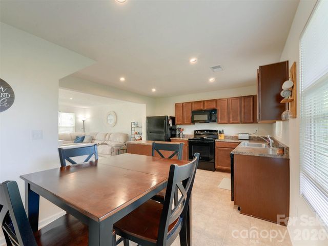 6105 Cutwater Circle, Charlotte, NC 28269