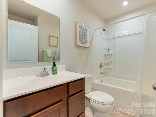 6105 Cutwater Circle, Charlotte, NC 28269