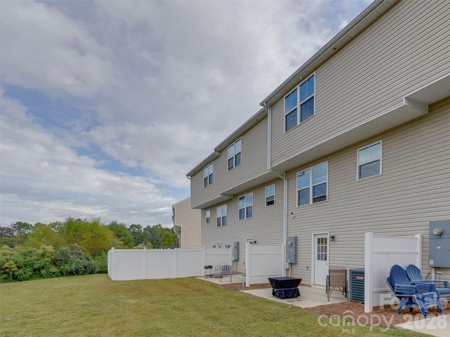 6105 Cutwater Circle, Charlotte, NC 28269