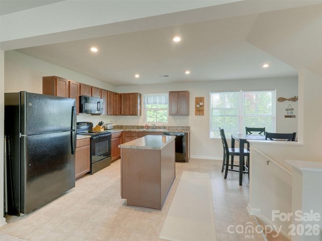 6105 Cutwater Circle, Charlotte, NC 28269