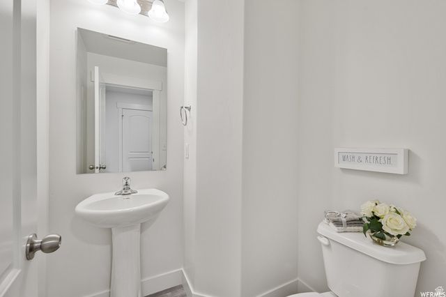 166 E CRANER PEAK DR, Eagle Mountain, UT 84005