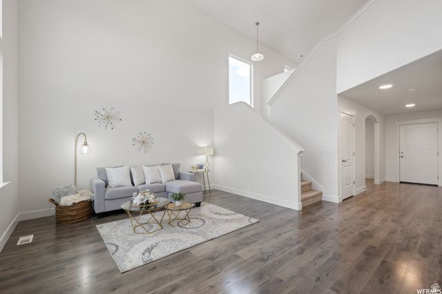 166 E CRANER PEAK DR, Eagle Mountain, UT 84005