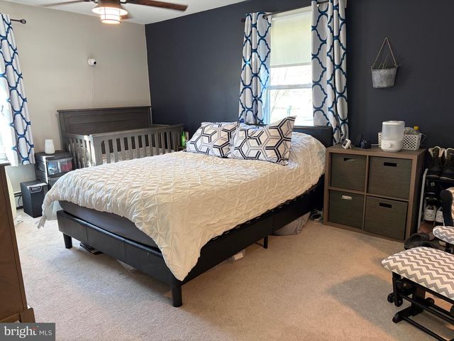 12 N MAPLE AVE, Ridgely, MD 21660