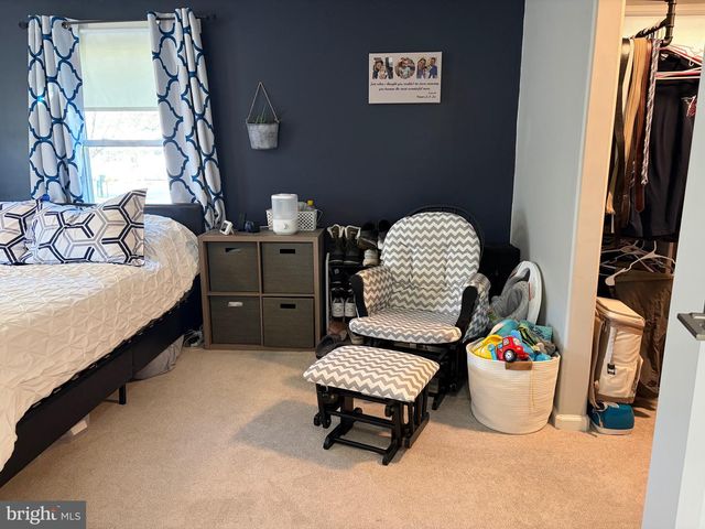 12 N MAPLE AVE, Ridgely, MD 21660