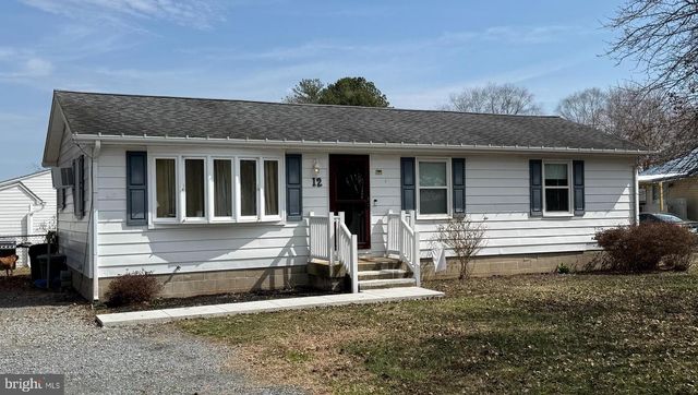 12 N MAPLE AVE, Ridgely, MD 21660