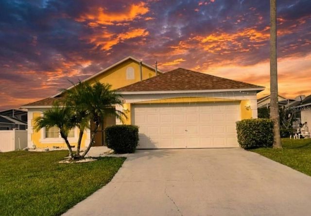 208 SILVERTON ROAD, Davenport, FL 33897