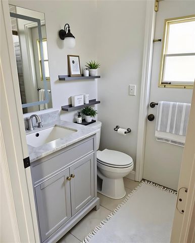 208 SILVERTON ROAD, Davenport, FL 33897