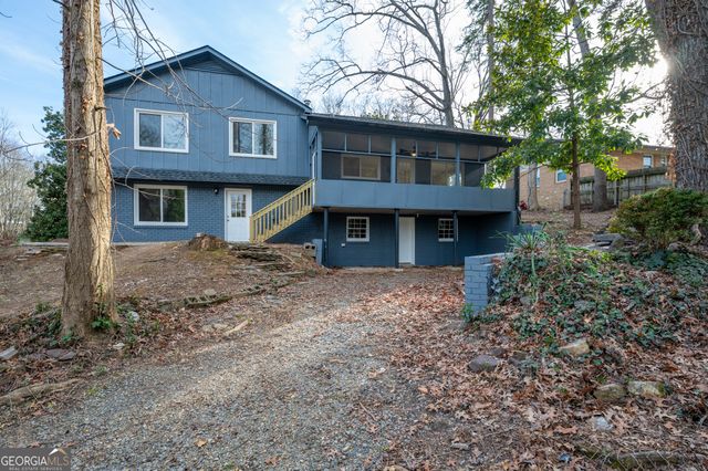 300 Woodland Drive, Calhoun, GA 30701