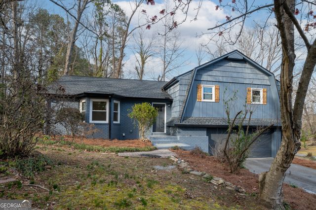 300 Woodland Drive, Calhoun, GA 30701