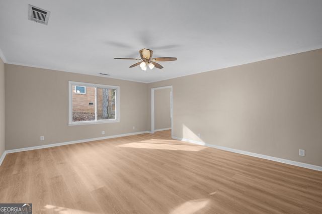300 Woodland Drive, Calhoun, GA 30701