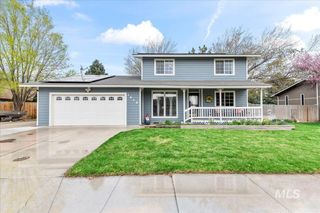 1410 N 9th E St, Mountain Home, ID 83647