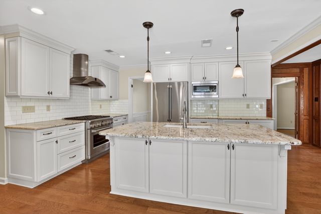 8544 SYCAMORE TRAIL RD, Germantown, TN 38139