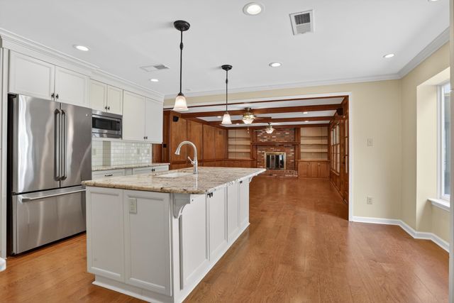 8544 SYCAMORE TRAIL RD, Germantown, TN 38139