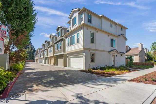 182 W Rincon Avenue, Campbell, CA 95008