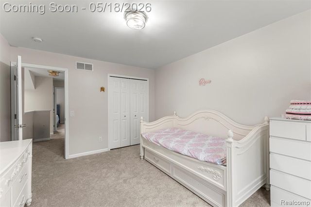 7978 Hoffman Drive, Waterford, MI 48327
