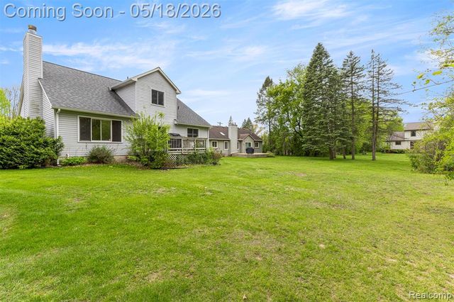 7978 Hoffman Drive, Waterford, MI 48327