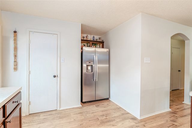 521 N Avenue E, Springtown, TX 76082