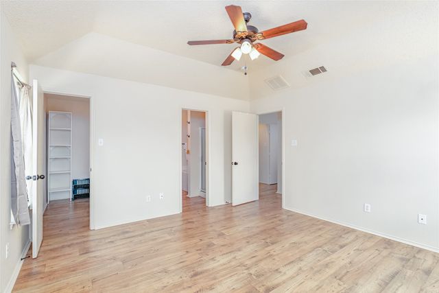 521 N Avenue E, Springtown, TX 76082