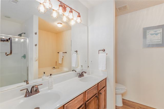 521 N Avenue E, Springtown, TX 76082