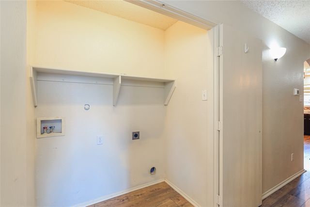 521 N Avenue E, Springtown, TX 76082