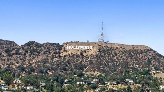 2258 Helios Drive, Los Angeles, CA 90068