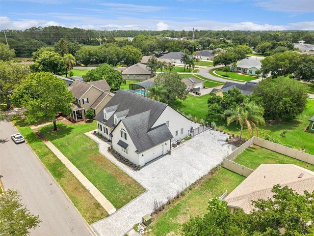 5210 HAMMOCK CIRCLE, St Cloud, FL 34771