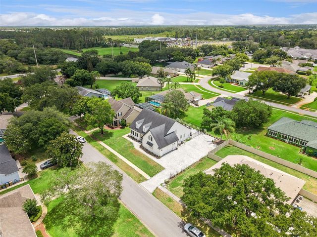 5210 HAMMOCK CIRCLE, St Cloud, FL 34771