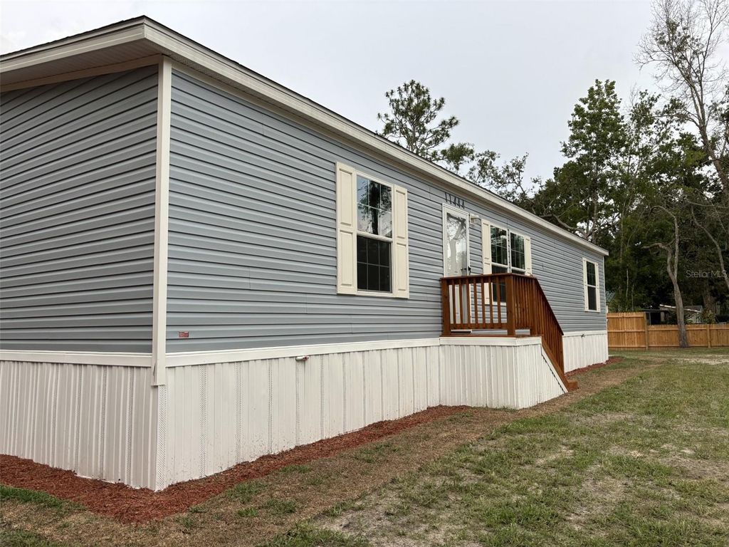 11444 LAKE DRIVE, New Port Richey, FL 34654