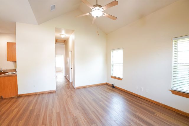 1101 Cates Street, Bridgeport, TX 76426