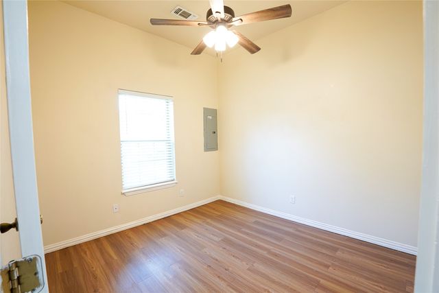 1101 Cates Street, Bridgeport, TX 76426